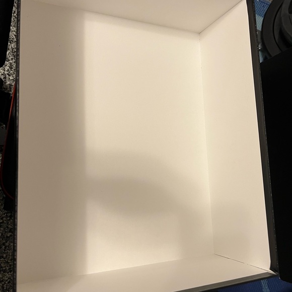 Chanel box size XL - Picture 5 of 8